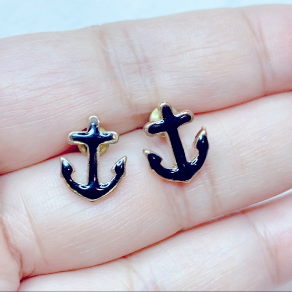 ❣️$25/3❣️ Tiny Black Enamel Anchor Stud Earrings - Picture 4 of 8